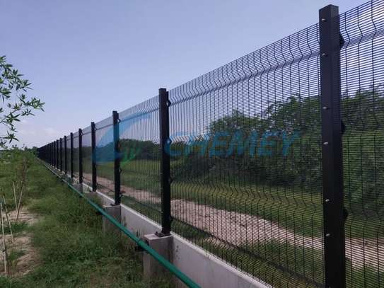 ANTI-CLIMB FENCING SOLUTIONS image 2