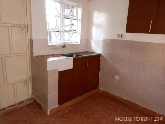 TWO BEDROOM IN KINOO VERY SPACIOUS FOR 20K image 7