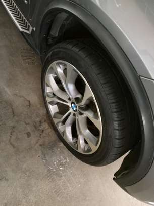 BMW X5 image 9