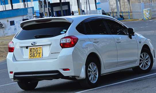 Subaru impreza KDG white image 2