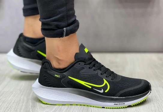 Hottest hotsell nikes 218
