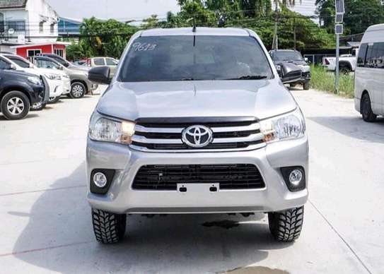 HILUX PICK UP (HIRE PURCHASE ACCEPTED) image 6