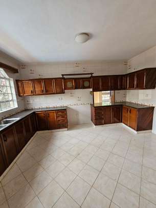 3 Bed Apartment with En Suite at Kileleshwa image 15