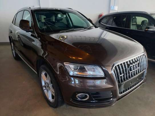 Audi Q5 brown image 3