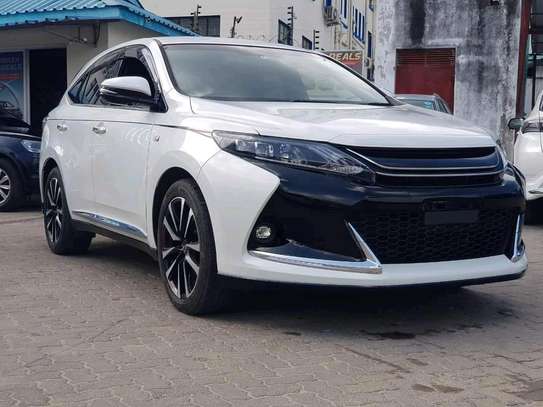 TOYOTA HARRIER GS image 1