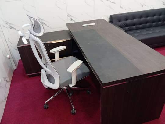 1800mm L-shaped executive office desk image 6