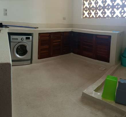2 Bed Apartment with En Suite in Nyali Area image 14