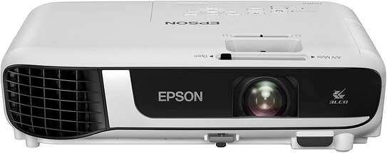 EPSON Projector EB - X51 3LCD Projector image 3