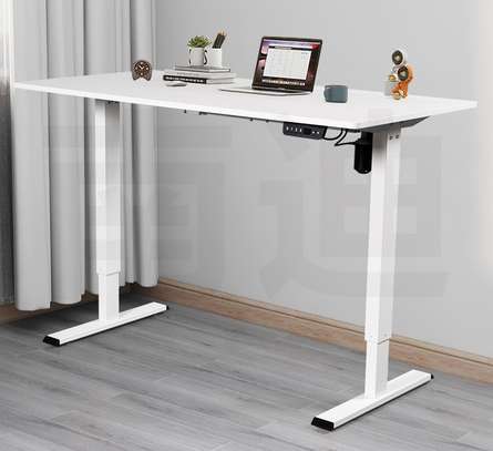 Electric Height Adjustable Desk image 10