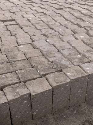 Machine cut/ Hand cut stones Ballast & Hardcores image 11