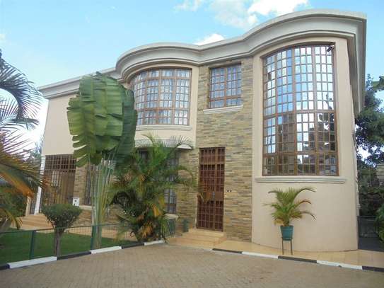4 Bed Townhouse with En Suite at Off Ruaka Road image 1