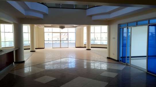 5 Bed Apartment with En Suite at Kileleshwa image 3