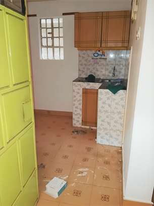 Double room with a toilet image 4