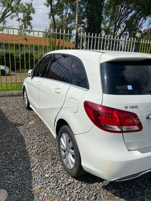 Mercedes-Benz image 3