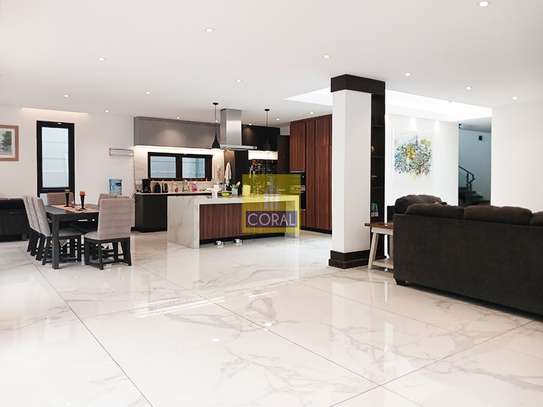 4 Bed Townhouse with En Suite in Westlands Area image 30