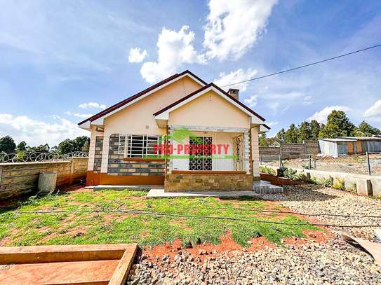 3 Bed House with En Suite at Lusigetti image 12