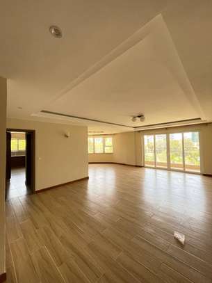 3 Bed Apartment with En Suite in Kilimani image 14