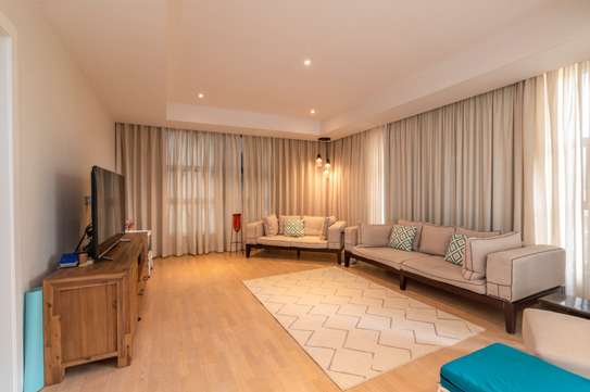 4 Bed Apartment with En Suite in Westlands Area image 5