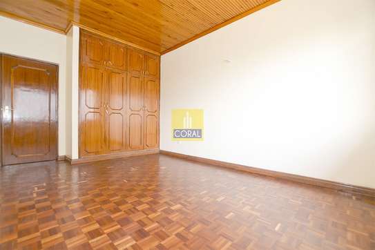 4 Bed Apartment with Swimming Pool in Westlands Area image 10
