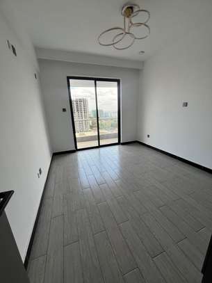 2 Bed Apartment with En Suite in Valley Arcade image 5