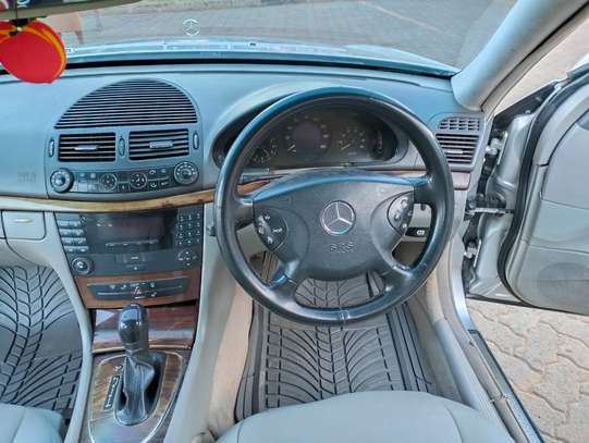 Mercedes E200 (Super Clean) image 3