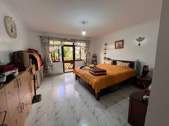 4 Bed Apartment with Borehole at Batubatu Road image 8
