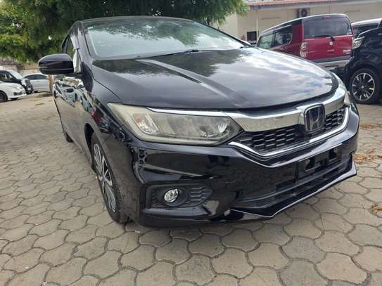 Honda grace 2019 model image 3