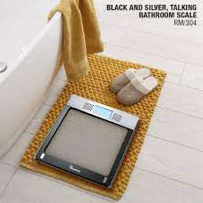 RAMTONS BLACK AND SILVER, TALKING BATHROOM SCALE image 2