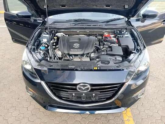 Mazda axela image 6