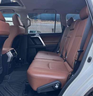 2022 Toyota LandCruiser Prado TX-L 70TH ANNIVERSARY image 12