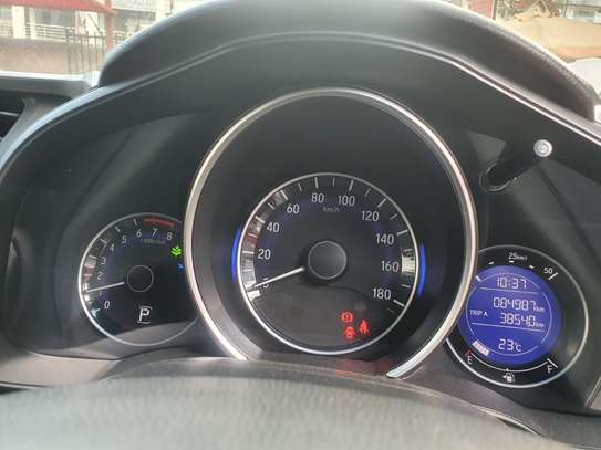 HONDA FIT NON HYBRID image 4