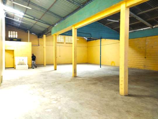 5,000 SqFt Go Down  to let in Industrial Area Nairobi image 2