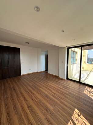 5 Bed Apartment with En Suite in Kileleshwa image 14