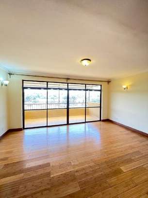 4 Bed Apartment with En Suite in Kileleshwa image 15