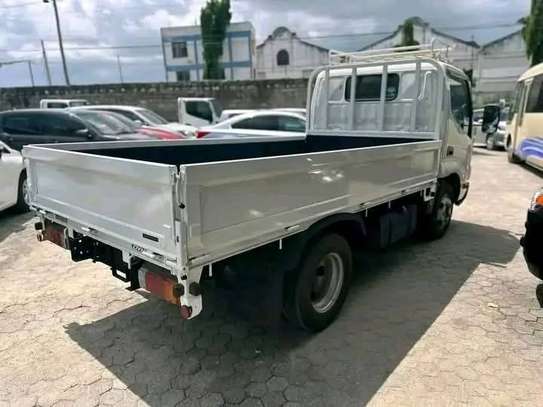 Toyota Dyna 2018 3.5T image 4