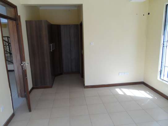 4 Bed Apartment with En Suite at Nyali image 12
