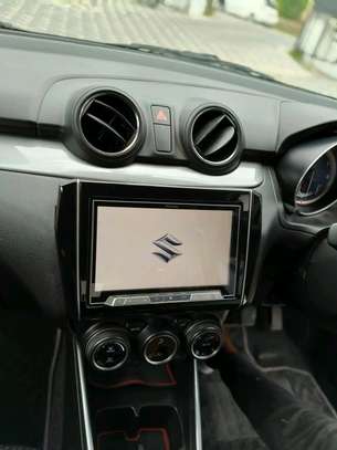 Suzuki Swift RS Manual petrol 2018 image 10