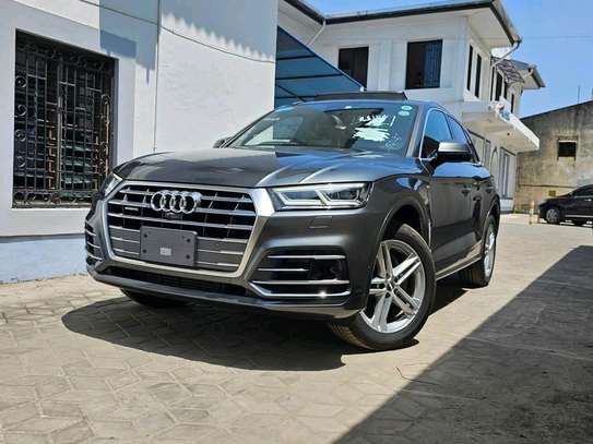 Audi Quattro SQ5 S-Line Grey sunroof 2018 image 2