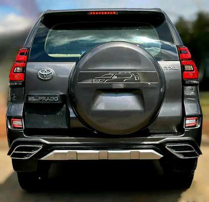 2017 Toyota land cruiser Prado TXL image 15