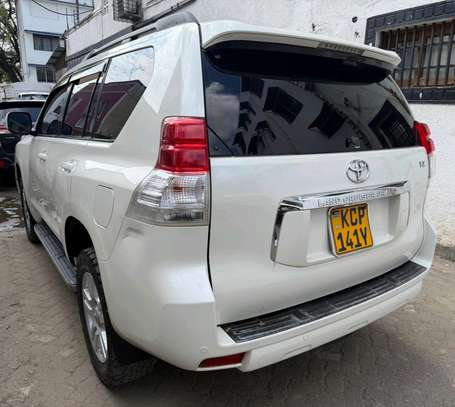 LANDCRUISER PRADO TX 2012 4000CC image 5