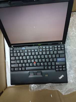 Lenovo ThinkPad X200 Core 2 Duo 2.4GHz 4GB Ram 320GB Ram Win10pro plus free Mouse image 2