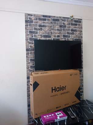 43" Haier Android TV image 3