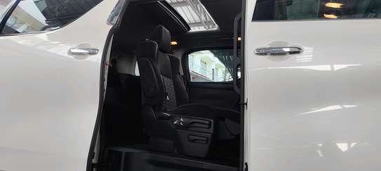 Toyota Vellfire White Sunroof 2017 image 10