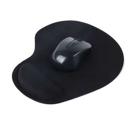 Mouse Pad With Wrist Support image 3