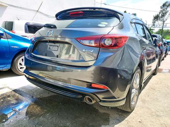 Mazda axela sport Grey image 4