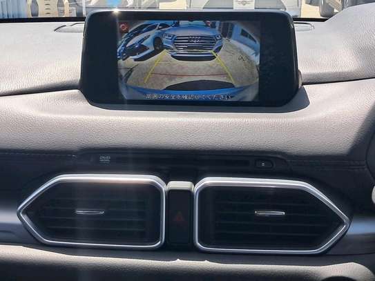 Mazda Cx-5 White Petrol 2018 image 7