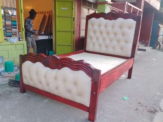 ...5*6 button hard wood bed....... ... image 1