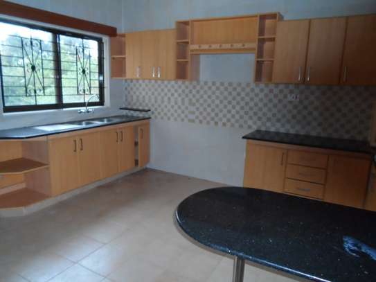 3 Bed Apartment with En Suite at Kileleshwa image 1