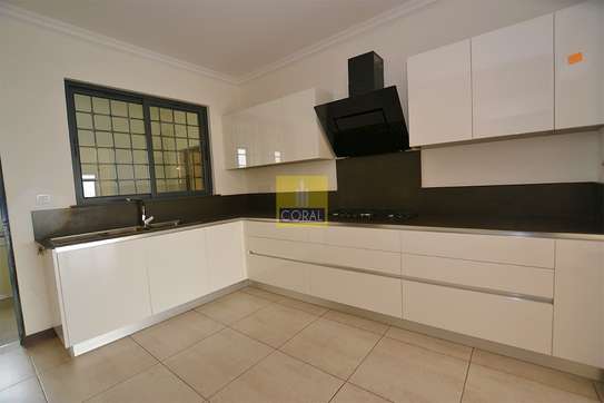 3 Bed Apartment in Parklands image 17