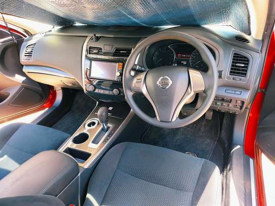 Nissan Teana maroon 2017 image 4